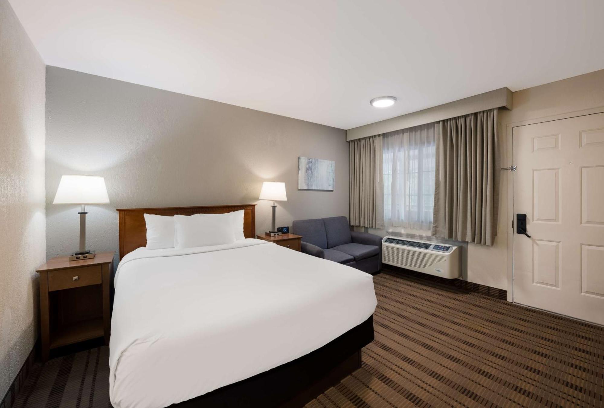 Surestay Plus By Best Western Woodbury Inn Экстерьер фото